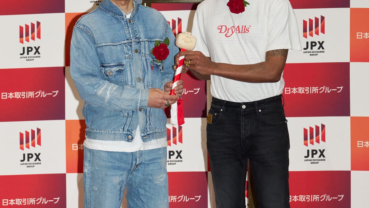 NIGO®︎とファレル・ウィリアムスが熱く抱擁、ヒューマンメイドが新規上場