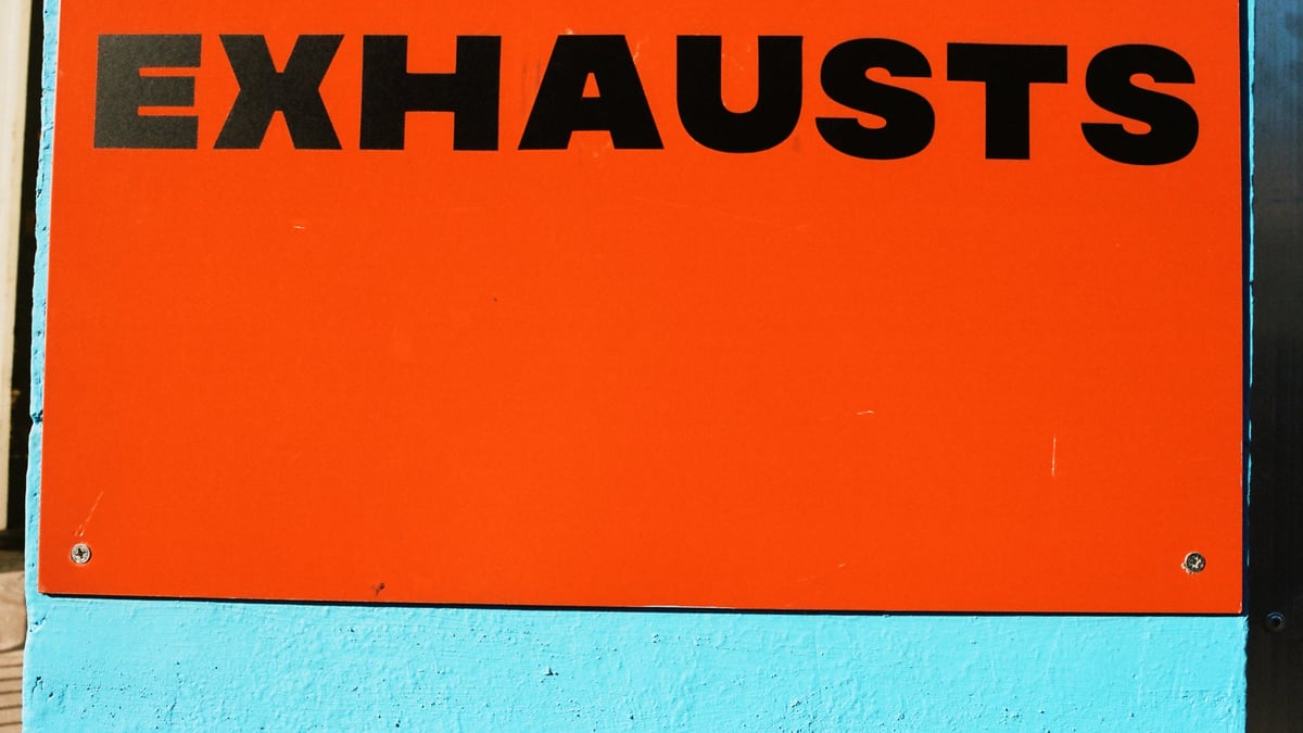 ジル サンダーやルイ・ヴィトンと協業、写真家 クリス・ローズが日本初