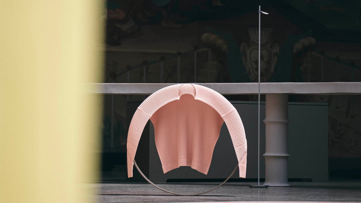 オム プリッセ イッセイ ミヤケがフィールドワークを公開 特別展を銀座