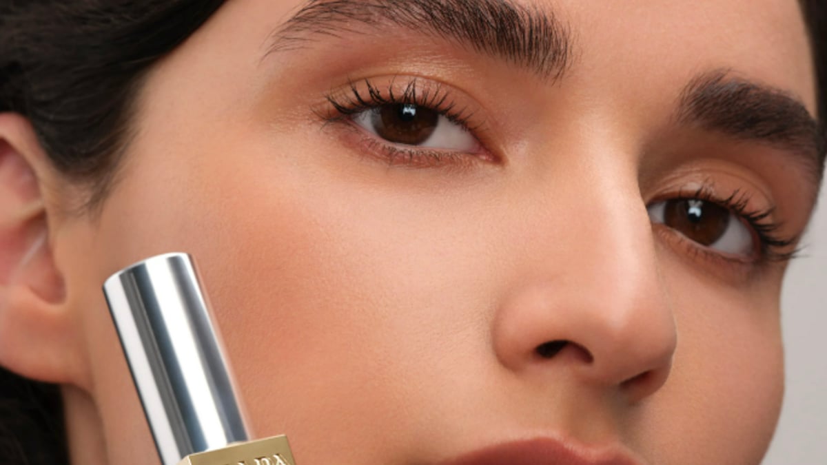 プラダ ビューティ」機能性と革新性 現代のフェイスルーティーンに欠か