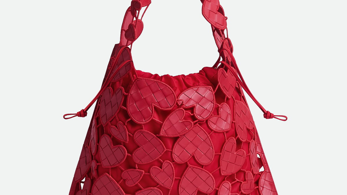 bottega-veneta-valentine-001-