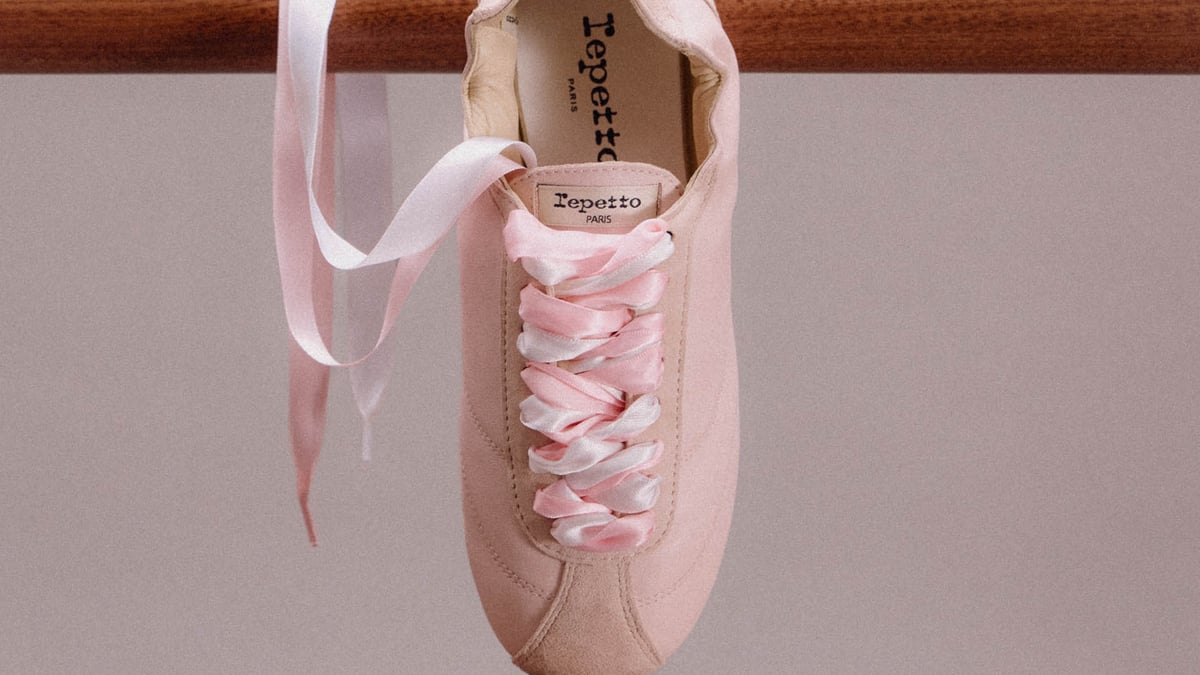 レペットがスニーカー「Tennis Silk」の新色を発売 バレリーナから着想