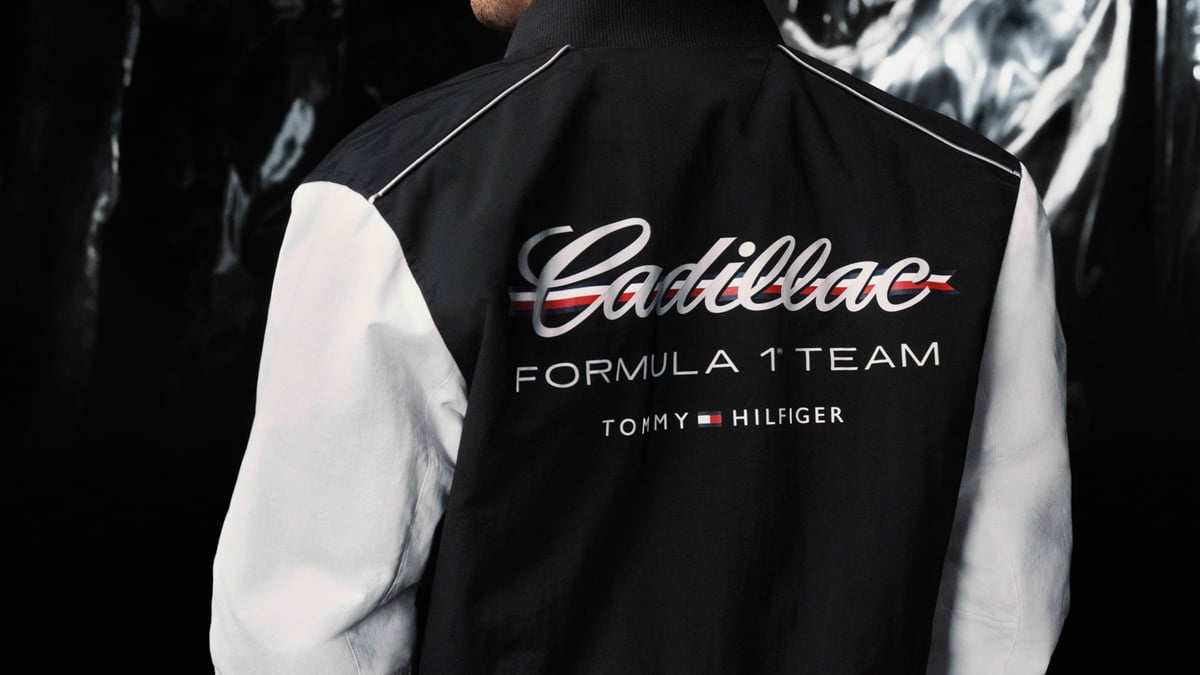 トミー ヒルフィガーがキャデラックF1チームのファンウェア制作 