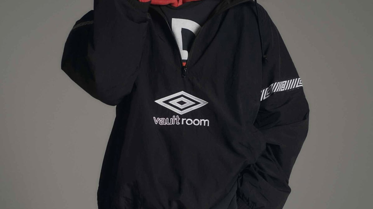 ボルトルーム × アンブロ第2弾 オリジナルパターンのアノラック