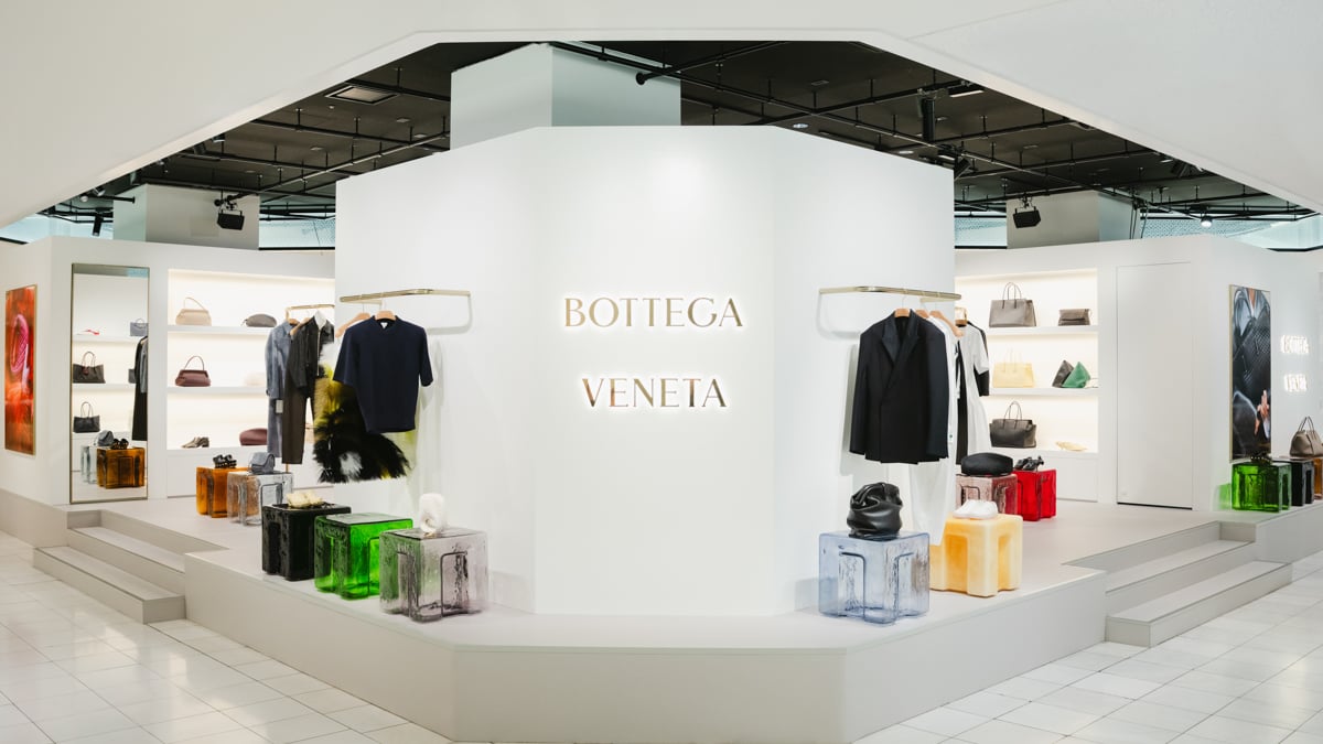 ボッテガ・ヴェネタ」ルイーズ・トロッターのデビューコレクションが