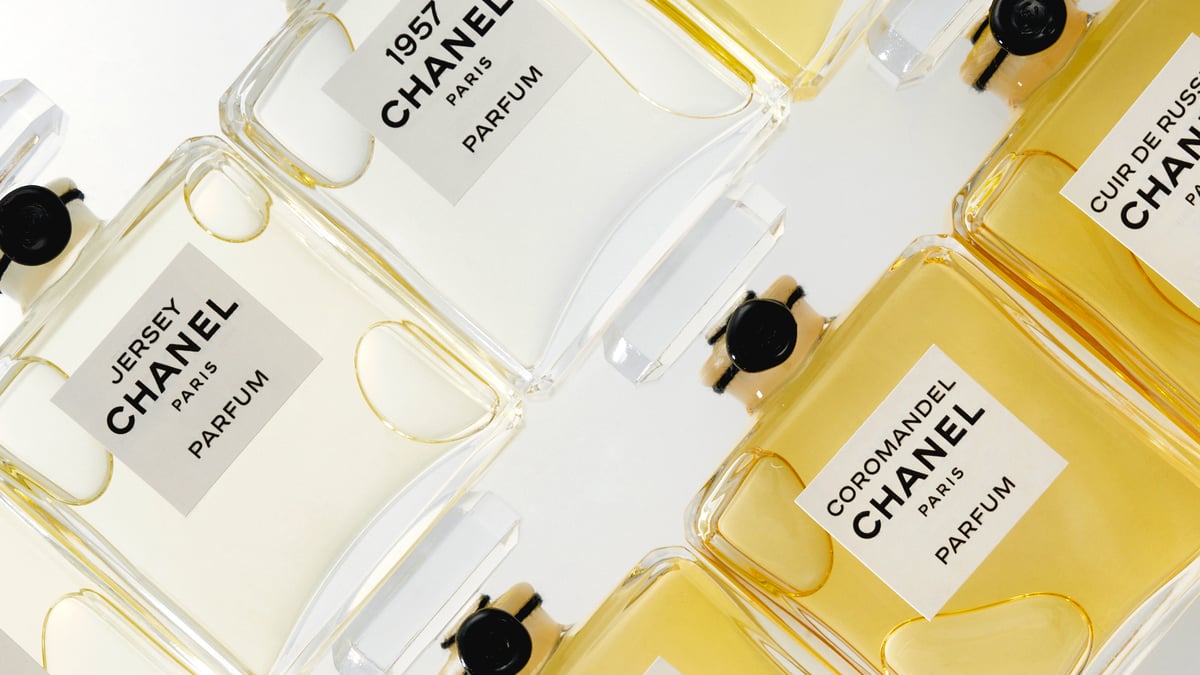 ❤️希少なコレクターズアイテム❤️CHANEL N°5 Eau de Parfum シャネル N°5」パルファムがパッケージを新たに登場