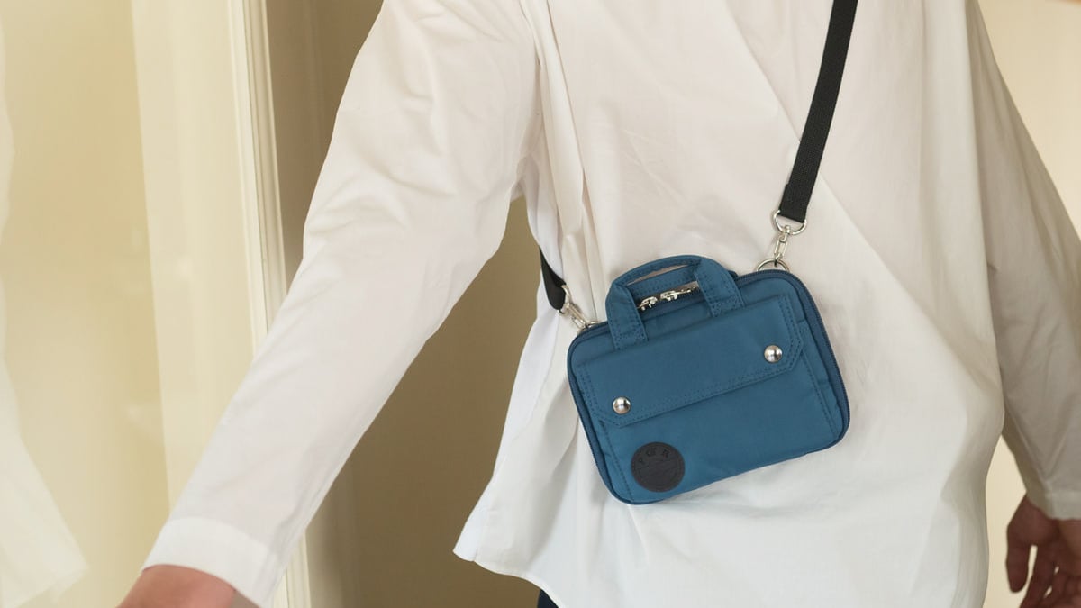 吉田カバン「POTR」がほぼ日手帳とコラボ 2サイズの手帳カバーを発売