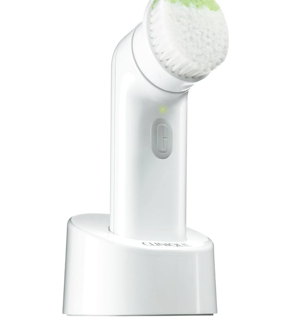 CLINIQUE 超音波ブラシ クリニークから初の音波洗顔ブラシ スキンケアの重要性を提唱