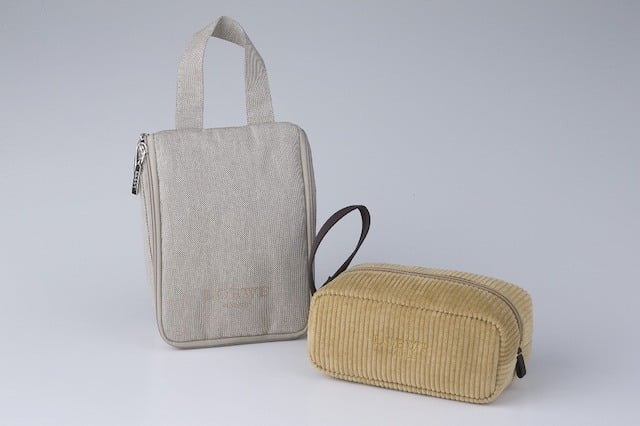 【匿名配送】　未開封　LOEWE JALファーストクラス アメニティ JALファーストクラスで「ロエベ」のアメニティーキット提供 世界初