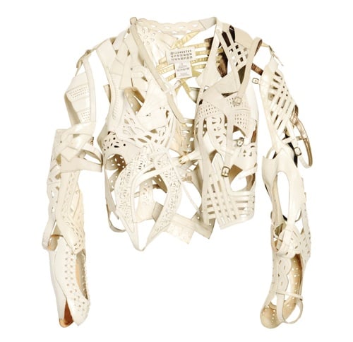 マルジェラの貴重な「アーティザナルコレクション」が初のオンライン販売