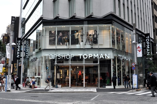 新宿駅前 TOPSHOP/TOPMAN 最大旗艦店グランドオープン