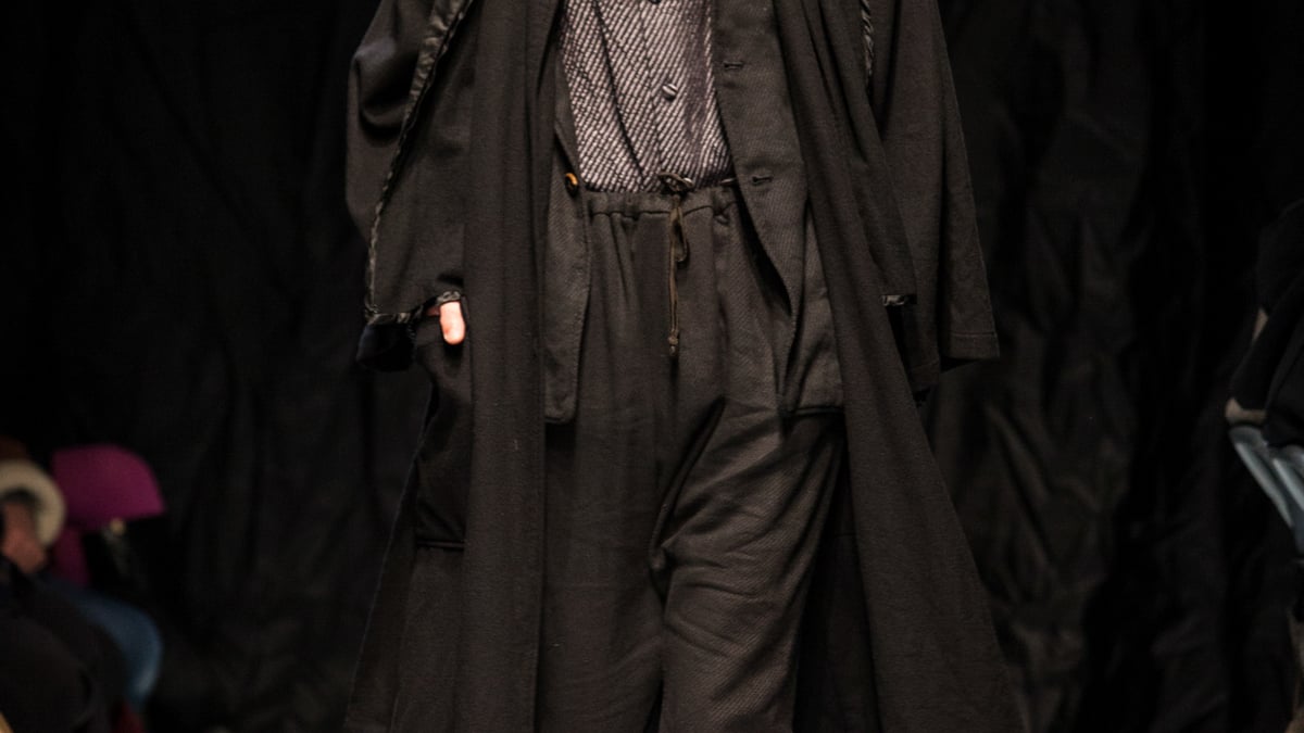 geoffrey.b smallジェフリービースモール100回記念フォトアルバム Geoffrey B. Small -Men's- 2020-21年秋冬 | パリ | 画像49枚