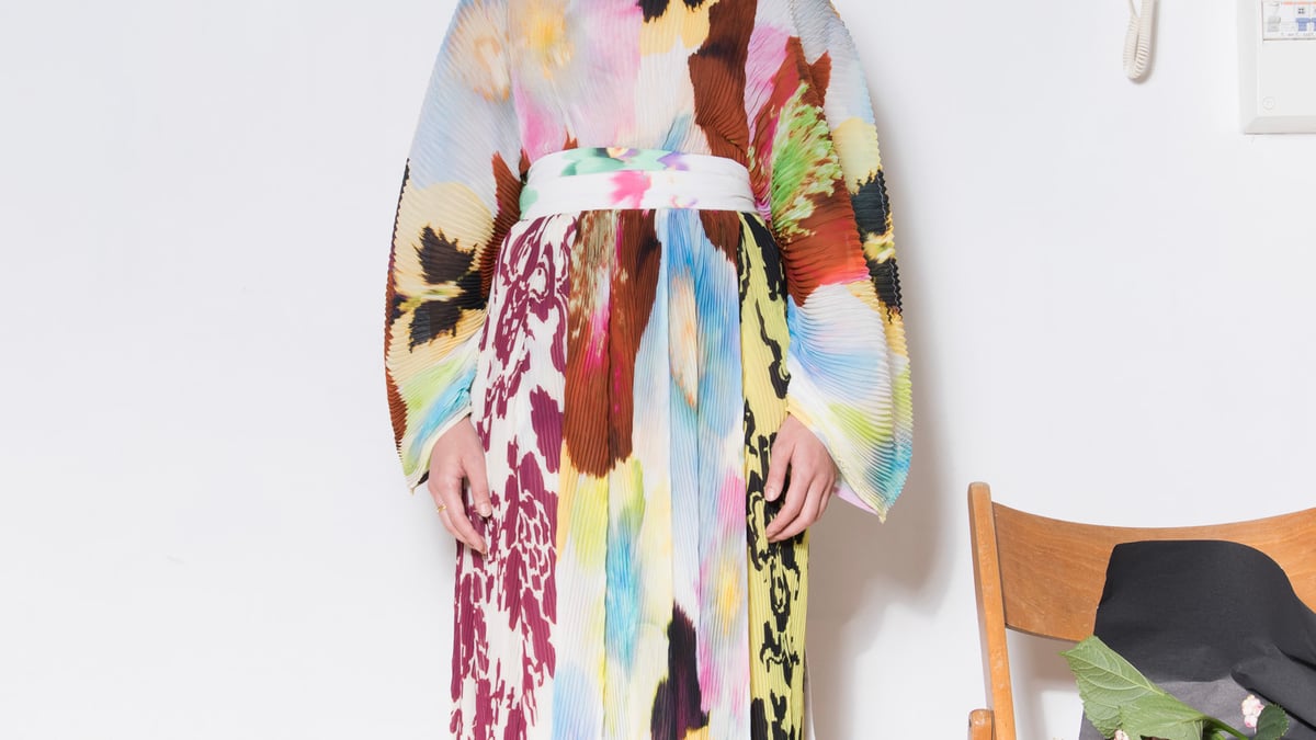 JuliaHeuer-2020ss-top-001.jpg