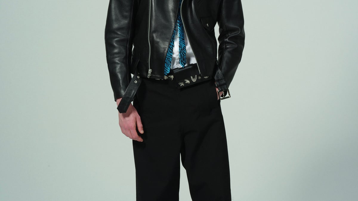 TOGAVIRILIS-2020ss-top-001.jpg