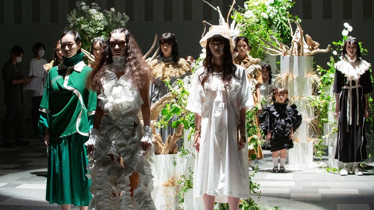 HOUGA 2022年春夏コレクション | 東京 | 画像53枚 - FASHIONSNAP