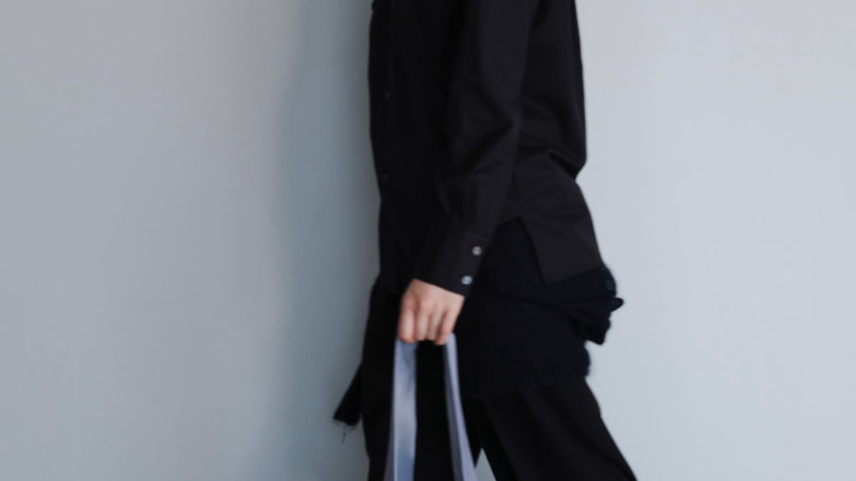 ritsukokarita_23aw_top001.jpg