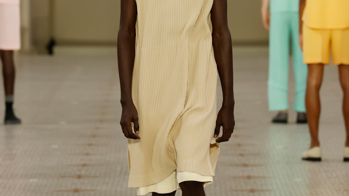 HOMME PLISSÉ ISSEY MIYAKE 2024年春夏コレクション | パリ | 画像36枚