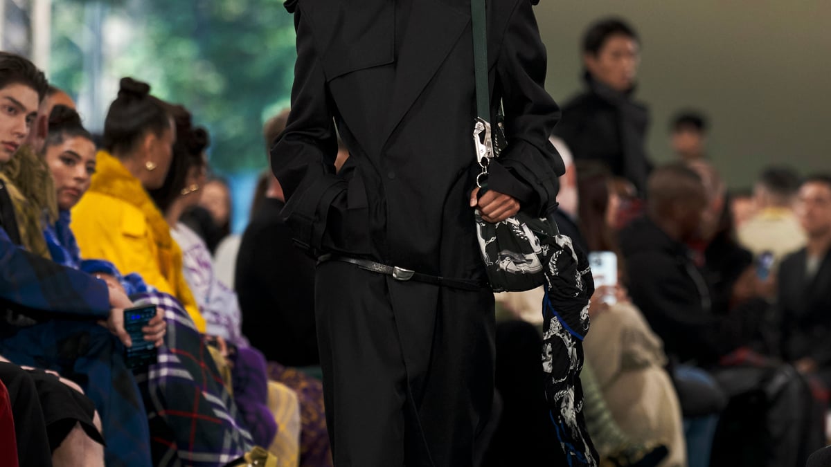burberry_2024ss_w_00001_top.jpg