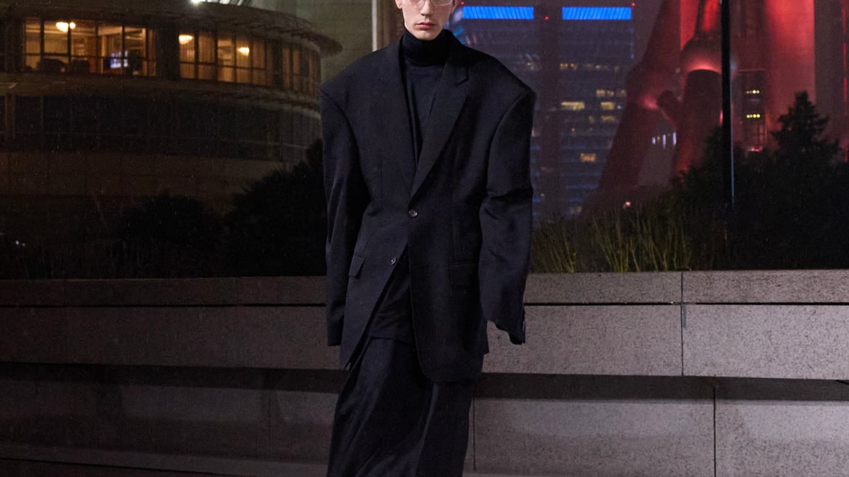【BALENCIAGA-2025SS】 メンズ フード- ブラック Spring 25