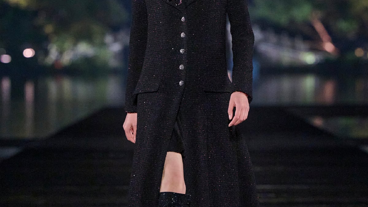 工芸のような美しさ【CHANEL】メティエダール CHANEL メディエダールコレクションの世界観を堪能させて