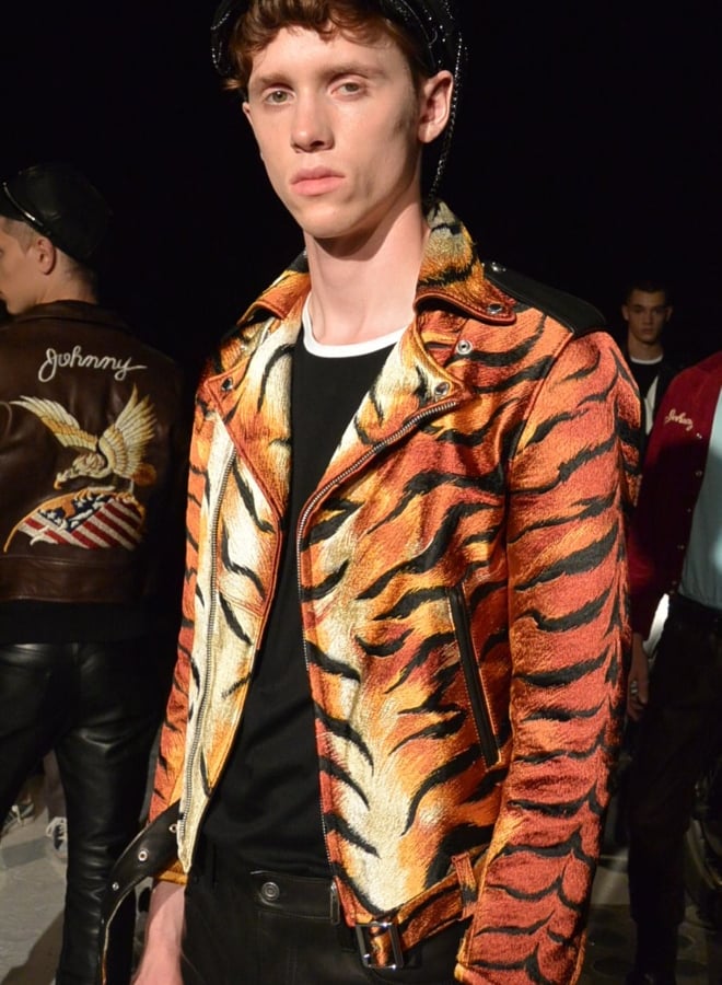 dada_16ss_show_03.jpg