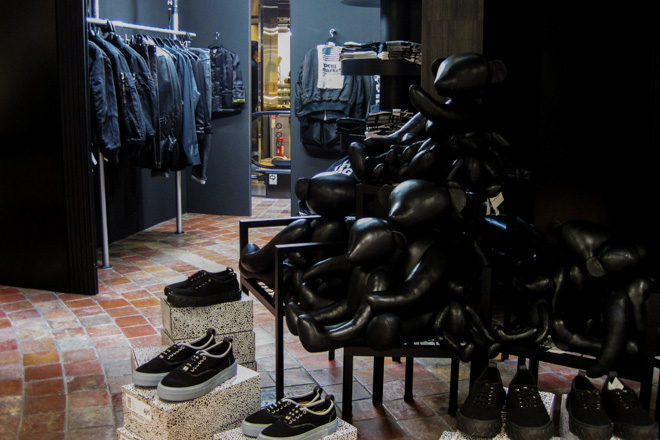 コム・デ・ギャルソンBLACKMARKET コム デ ギャルソンが期間限定ショップを原宿にオープン