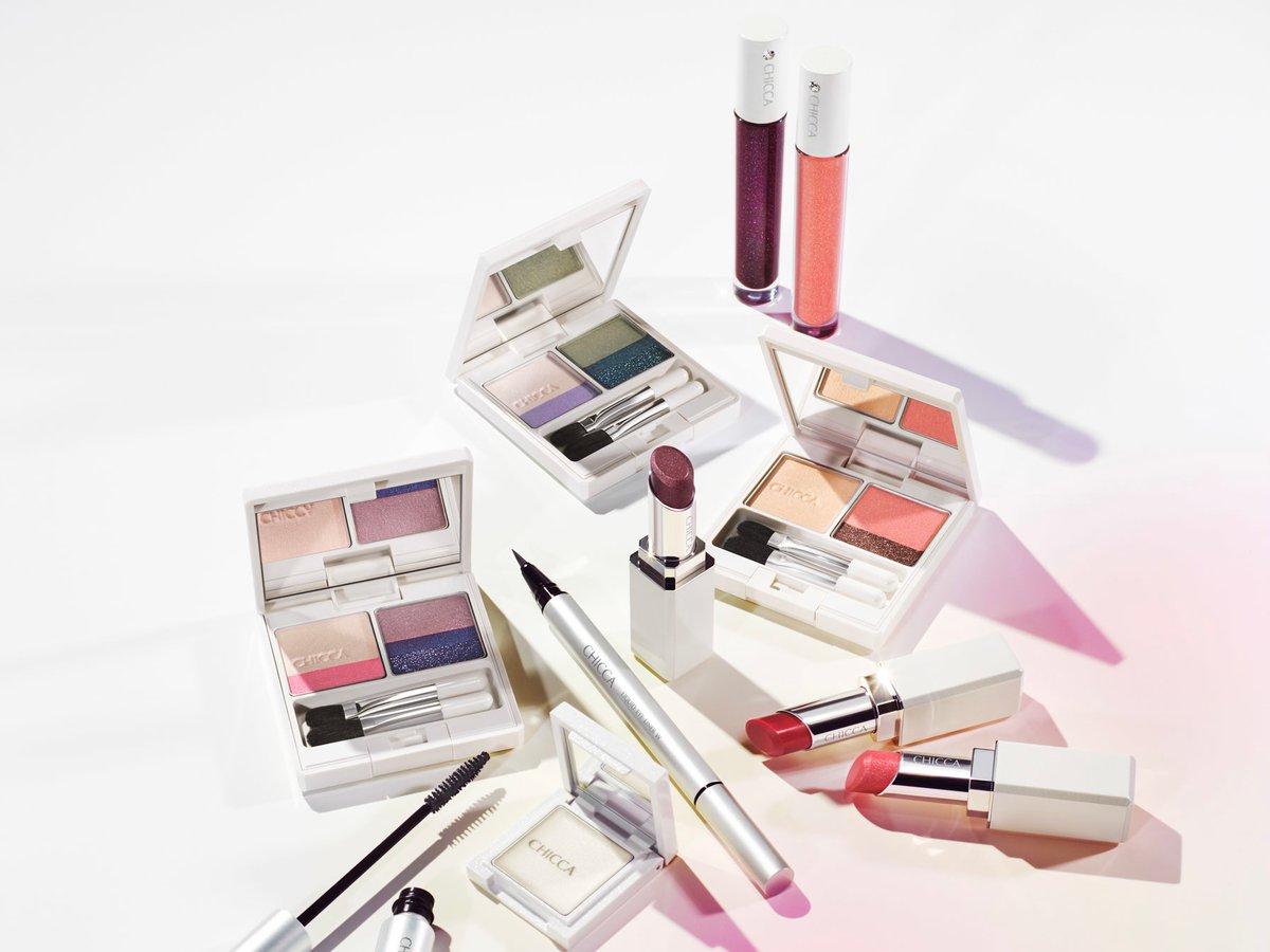 まとめ売り28点 CHICCA マスカラ、リップ、アイシャドウ、グロス
