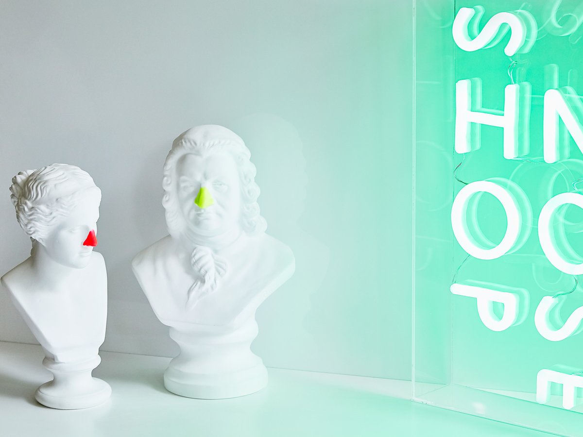 ノーズショップ」関西初の限定店がオープン、ニッチな香水を少量で購入