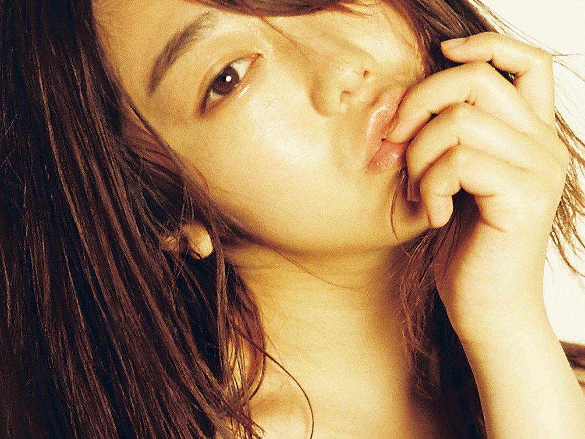 写真家 高橋優也×AKB48峯岸みなみ、コンプレックスがテーマのコラボ