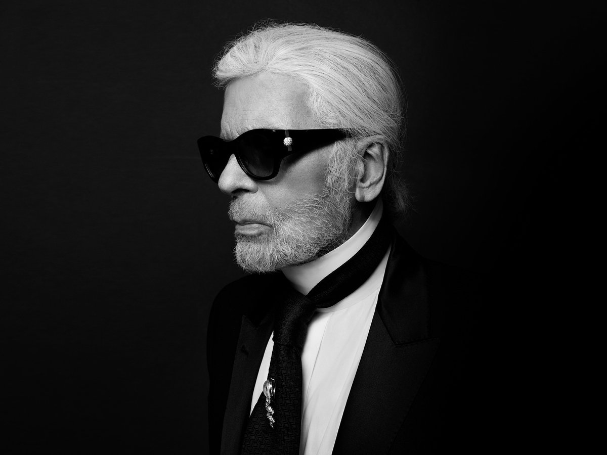 カール・ラガーフェルドの追悼プロジェクト発足、村上隆やケイト・モス