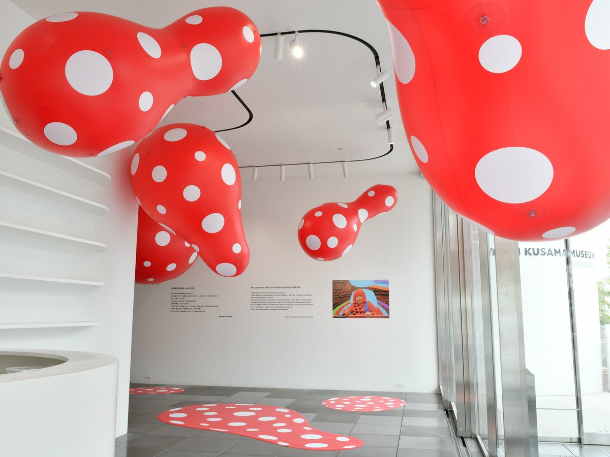 kusamayayoi-exhibition-1010-