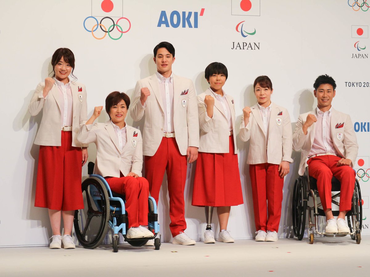 東京五輪日本選手団AOKI製作の公式服装が披露、オリ・パラ同一デザインは初