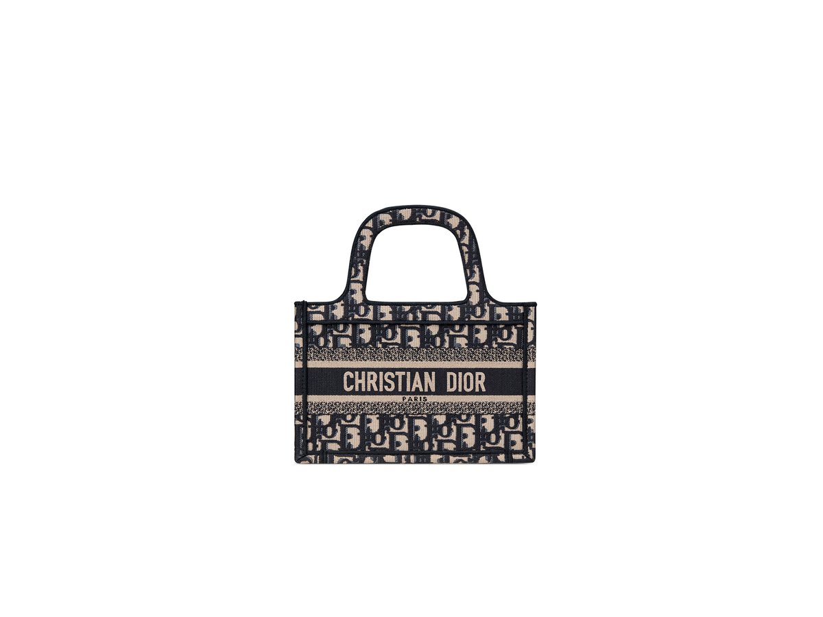 【24AW新作♪世界中で完売】DIOR ミニ ブック トート デニム柄 23AW☆新作♪】DIOR ブックトートバッグ ミニストラップ付き