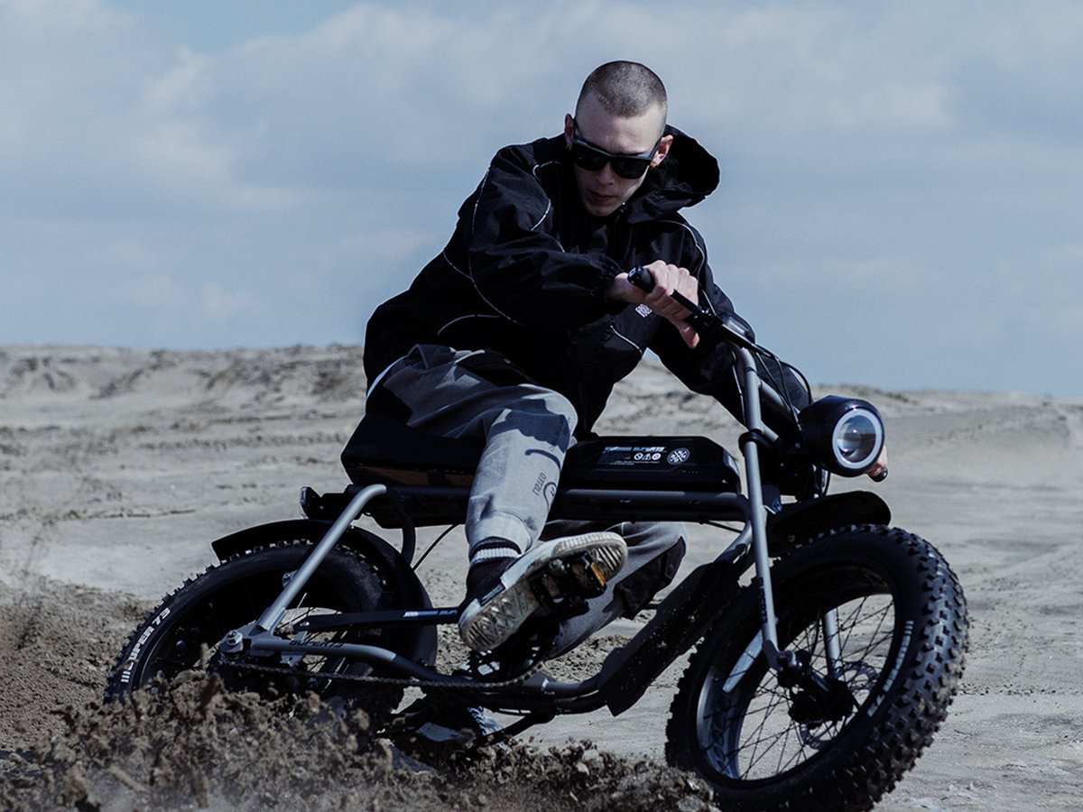ネイバーフッド×SUPER 73、最大時速24kmの電動アシスト付き自転車発売