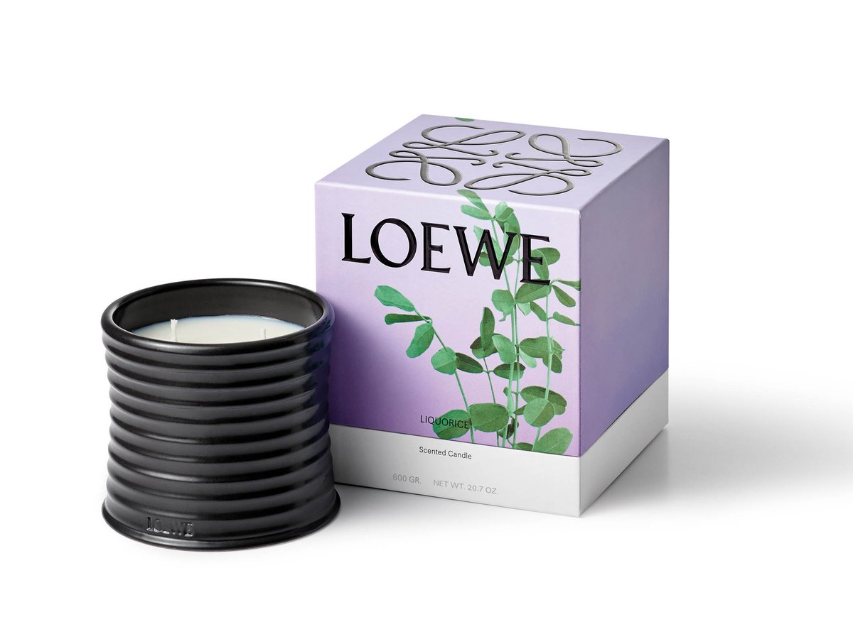 くつろぎの香り”を表現！ ロエベの初“ホーム・アイテム”が登場 | GQ