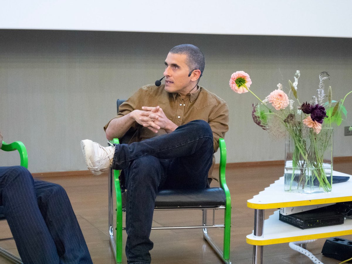 KENZOのクリエイティブディレクター退任、高田賢三氏讃える2021秋冬が