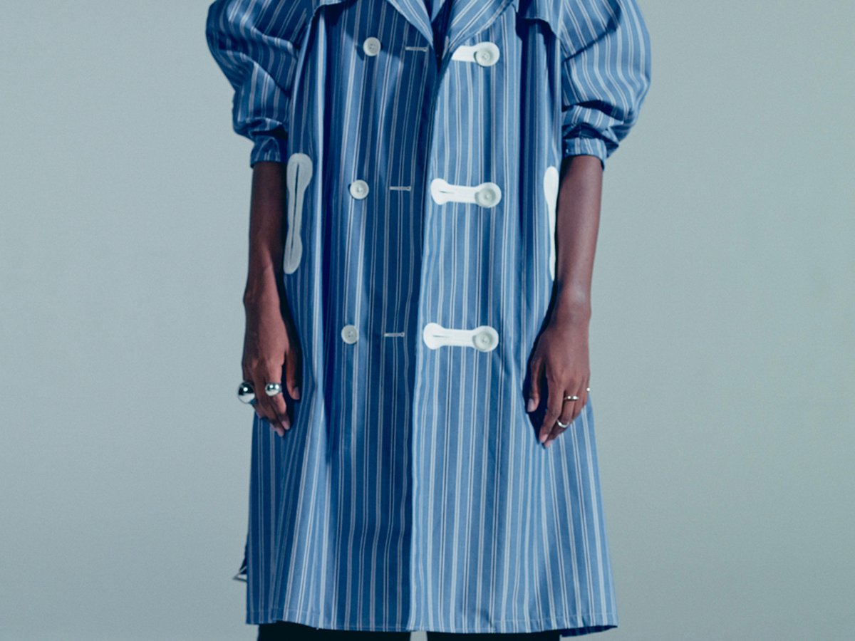 コートの擦れる音を用いたイメージムービーを発表「メグミウラ