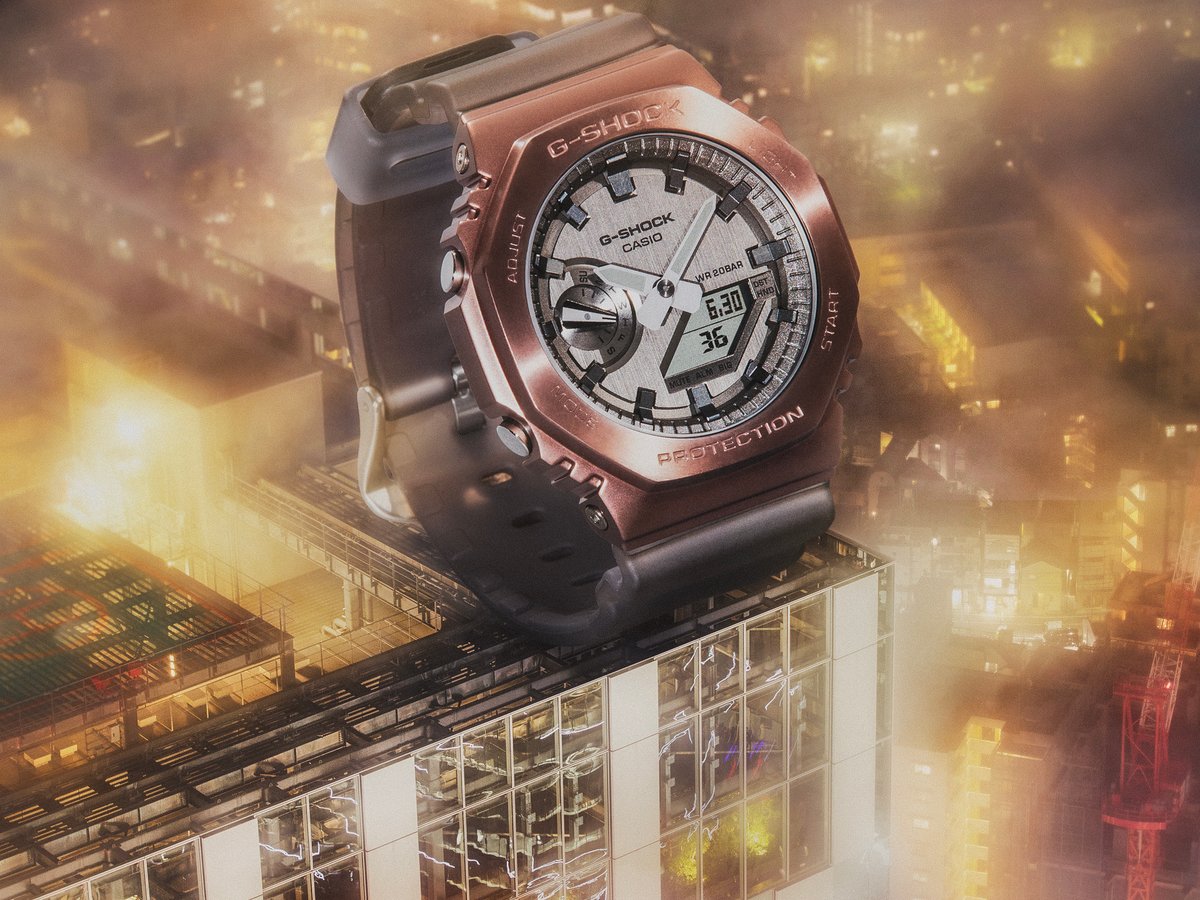 Gショックが「GM-2100」から夜霧をイメージした新色発売、メタル