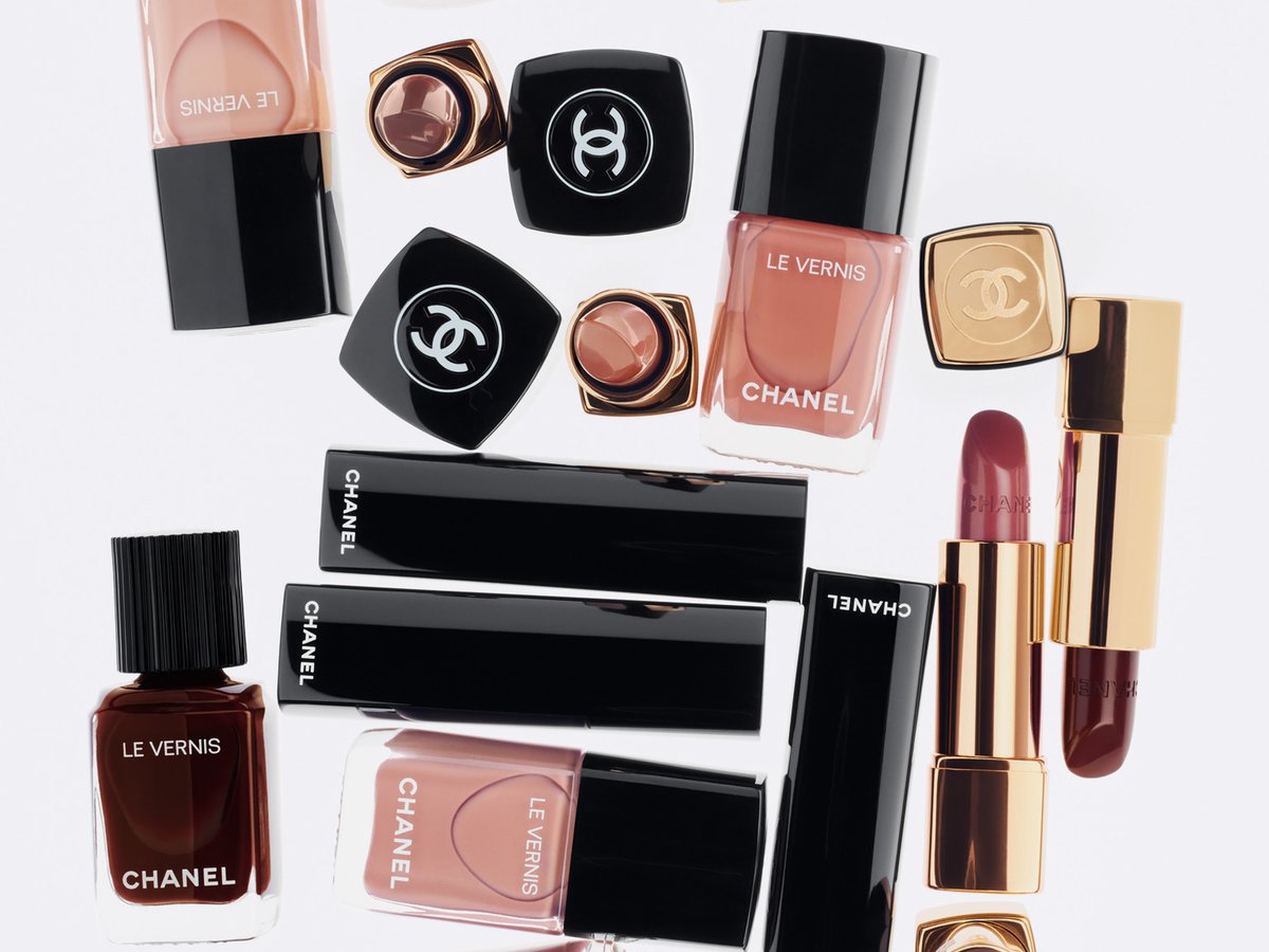 ♪コスメ　シャネルおまとめ　9点 chanel-2022fall-tone-021.jpg