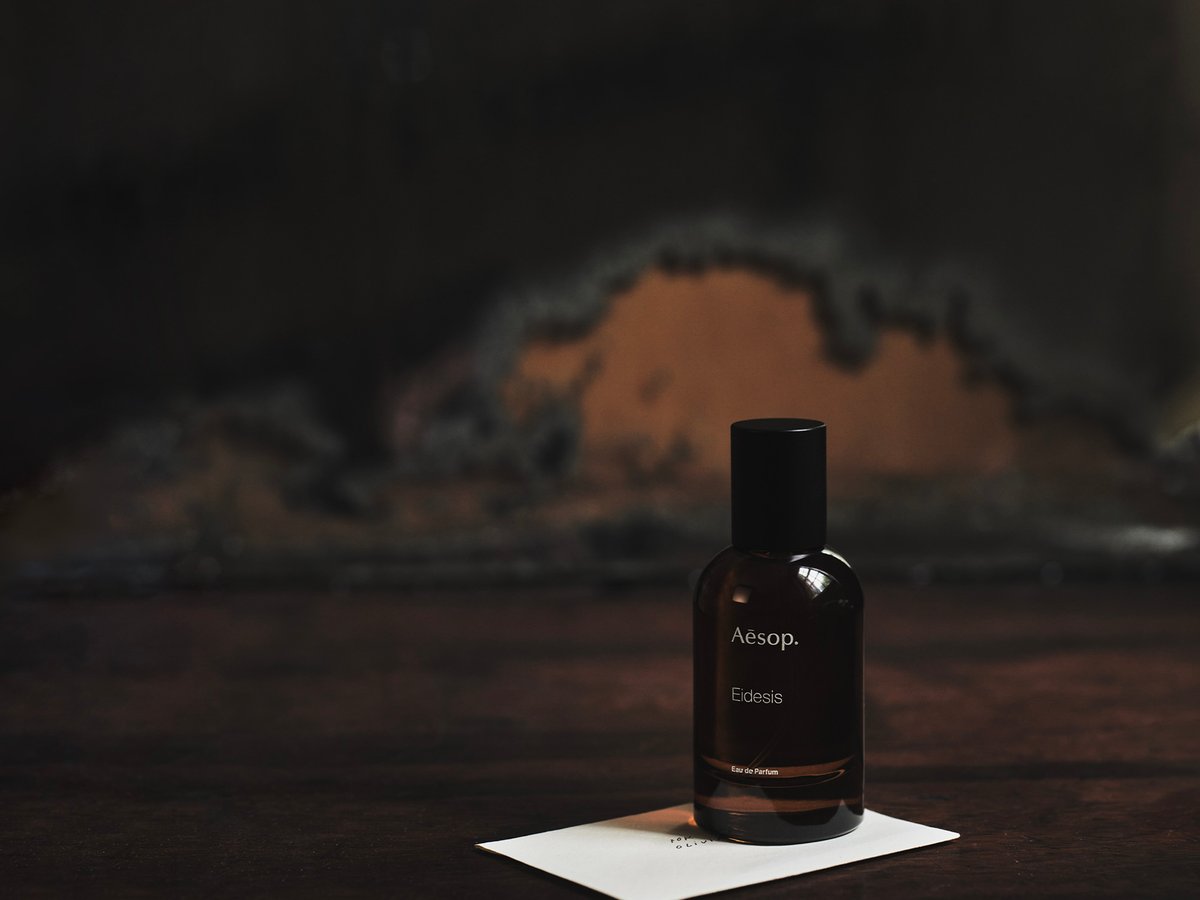 「イソップ」からナルキッソスの神話を表現した香水が登場