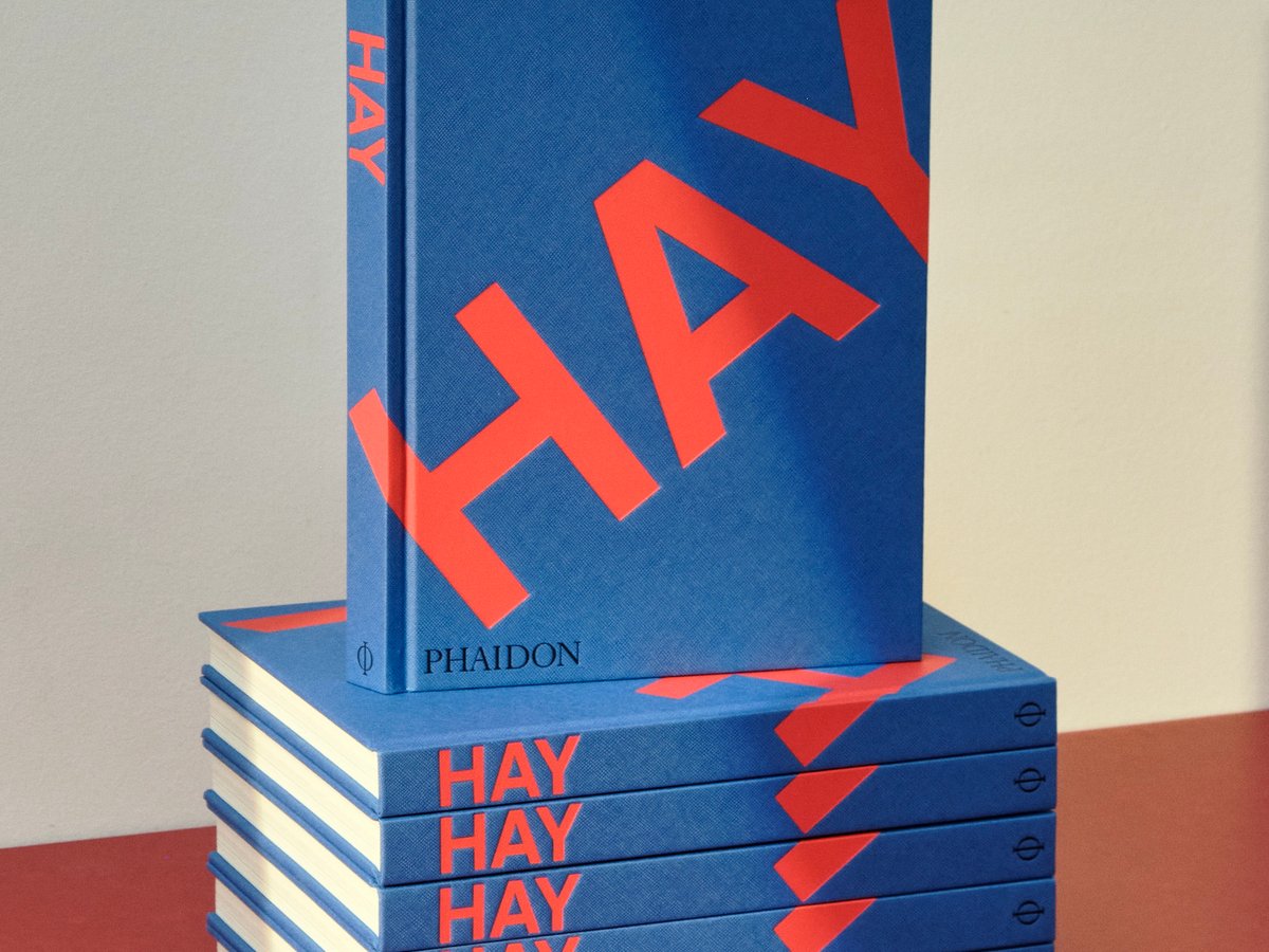 HAY Kelsey Keith 創業20周年 記念 Phaidon 作品集 hay-221019-008-1.jpg
