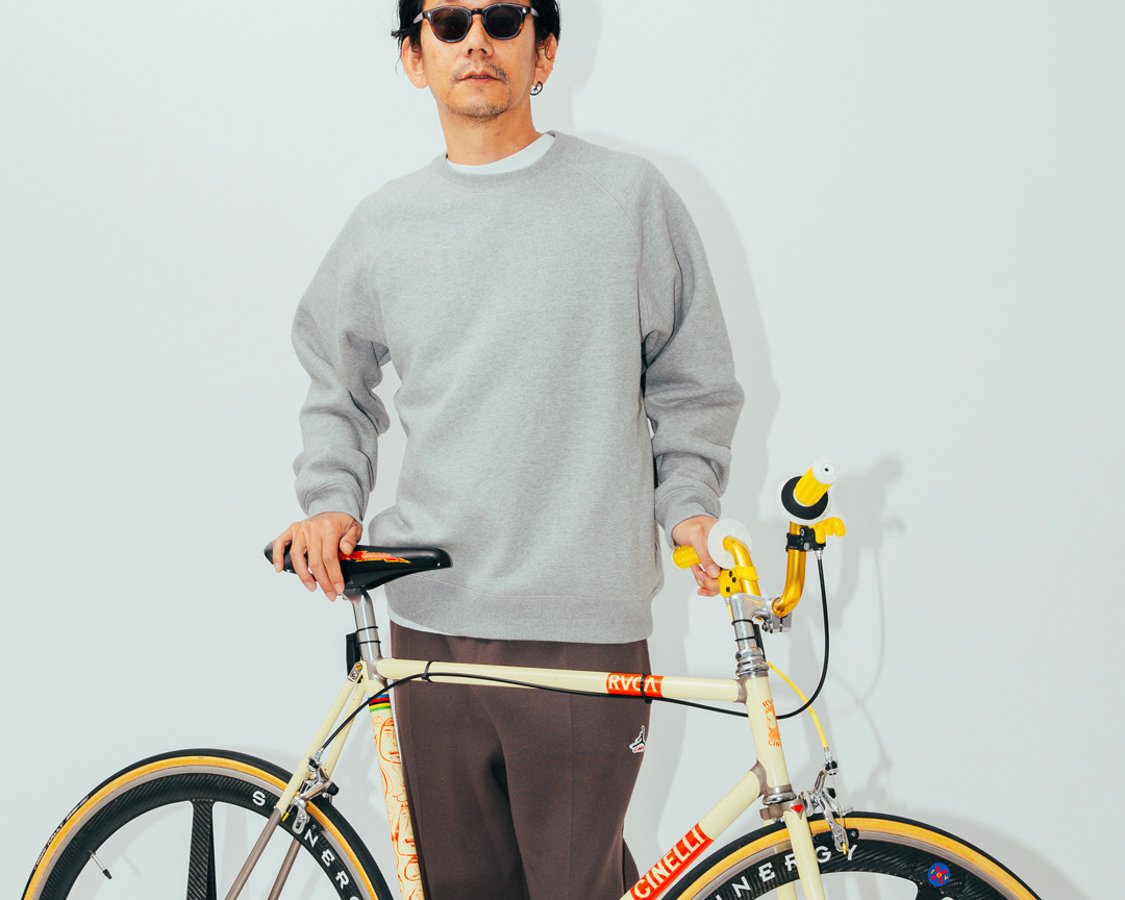 自転車乗りのためのスウェット」が発売、ヴィジュアルに野村訓市