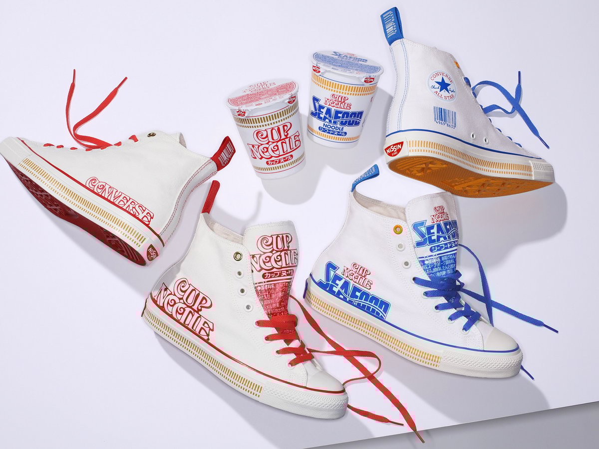 CONVERSE 日清コラボ　カップヌードル　スニーカー　ハイカット　シーフード カップヌードル」デザインのコンバース登場、シーフードと2種