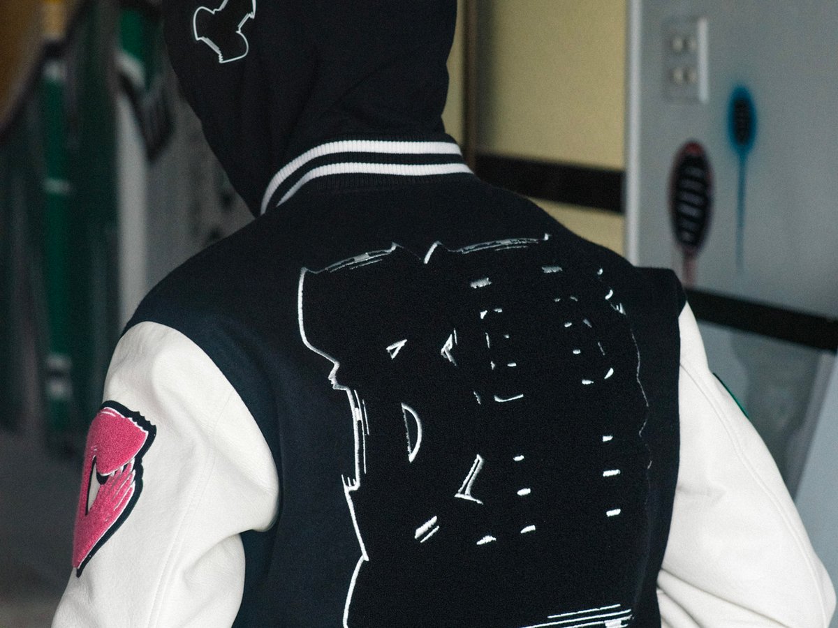 F.C.R.B. - マウジーBristolコラボジャケット原宿supreme FCRB完売品希少レア マウジーBristolコラボジャケット原宿supreme FCRB完売品希少レア