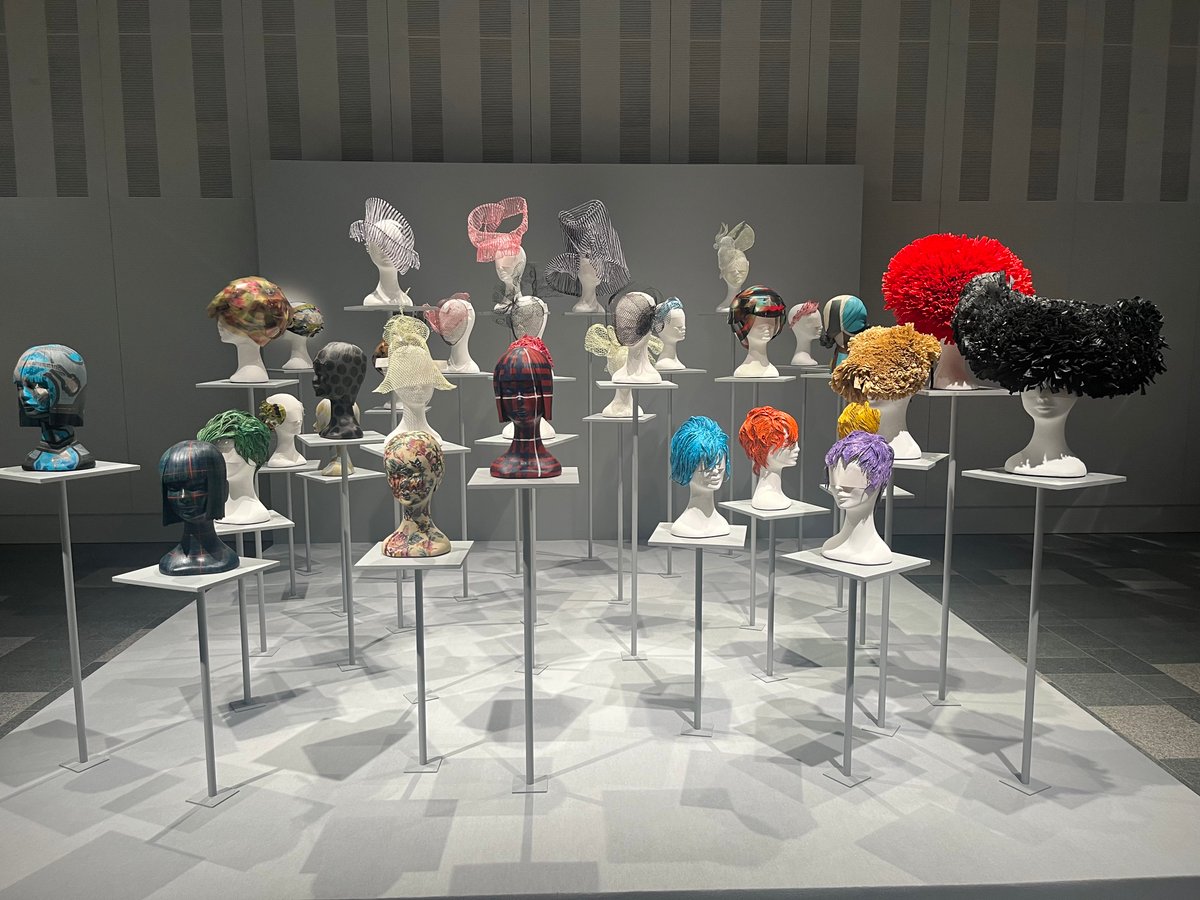 過去作品400点以上を一挙に展示 ヘアデザイナー加茂克也の展覧会