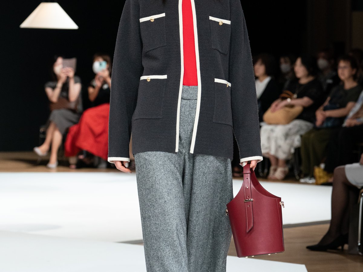 look_12.jpg look_12.jpg