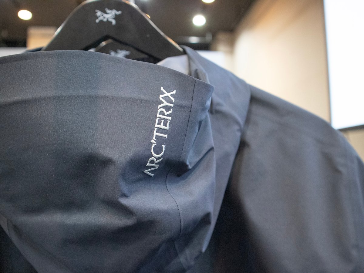 アークテリクス ARC'TERYX 上下セット 値引き交渉可能 ウエア(女性用)