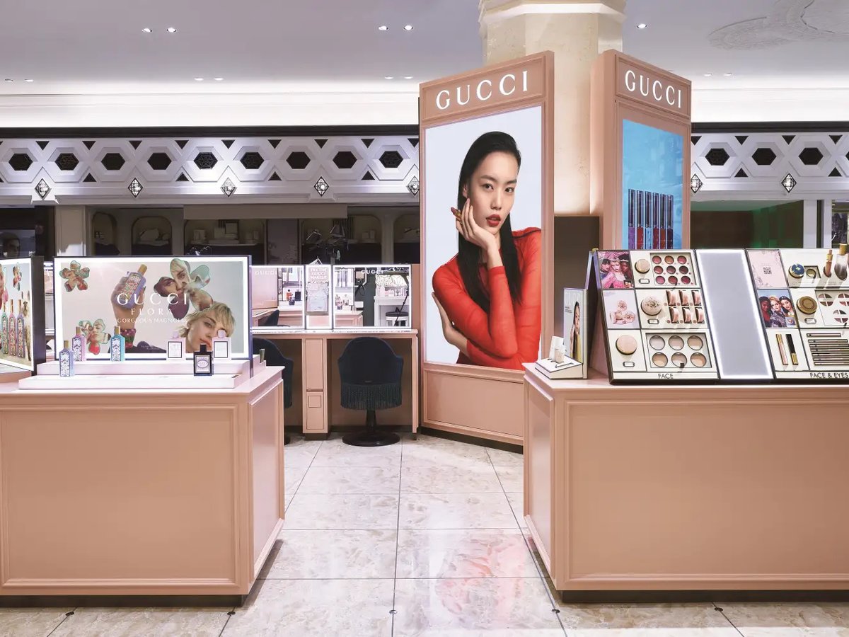 グッチ ビューティが国内初の百貨店常設店をオープン メイク品のフル