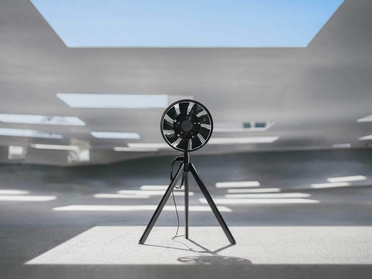 BALMUDA GreenFan ホワイト スタンド扇風機 特徴 | The GreenFan
