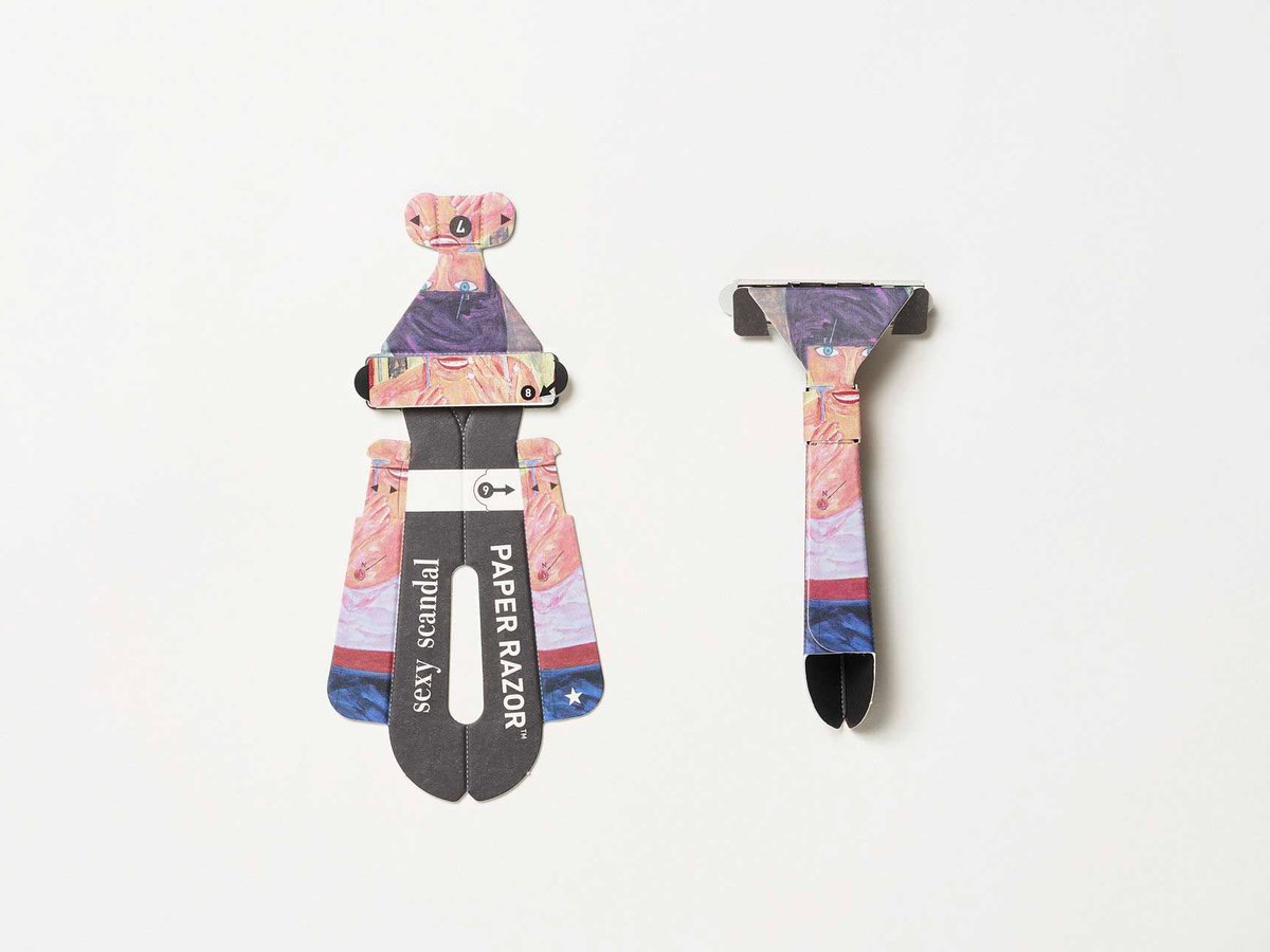 paper-razor-240823-003-